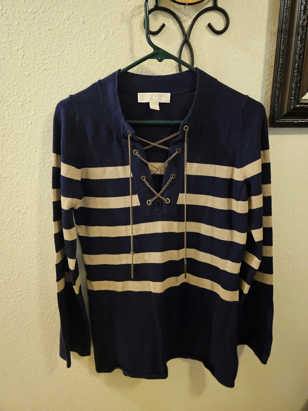 LMichael Kors Chain Lace-Up Metallic Striped Sweater - Size [Talla..S]